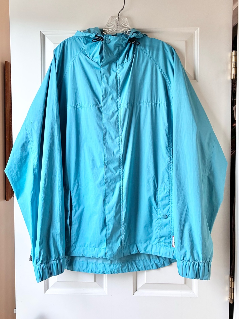 Hunter Men’s Lightweight Rain Ready Windbreaker Jacket Light Blue Aqua Size L